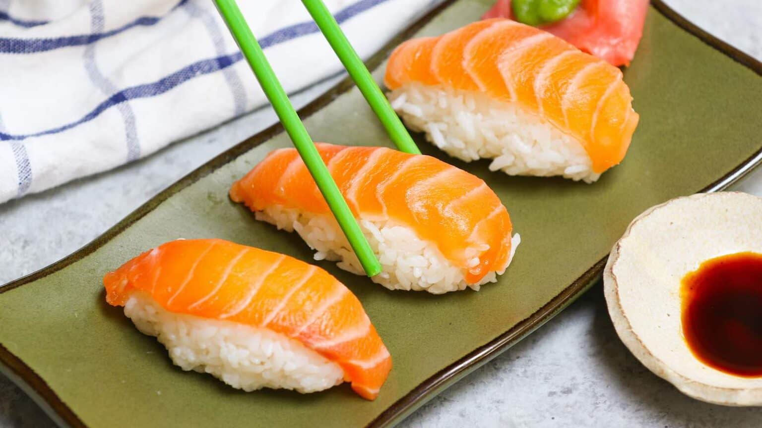 Salmon Nigiri